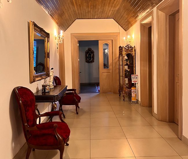 HOTEL 7